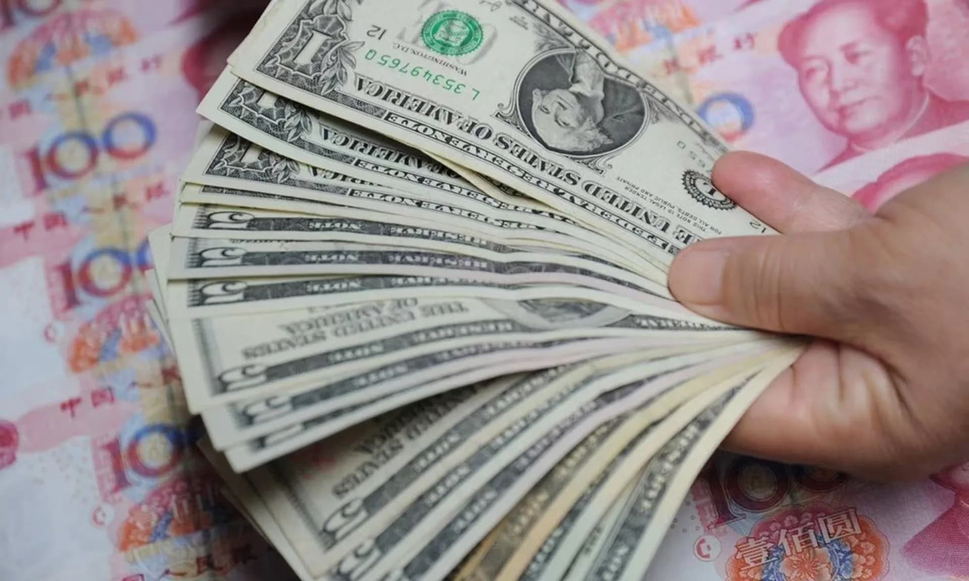 China’s foreign exchange reserves hovering at over $3.2 trillion for 16 consecutive months