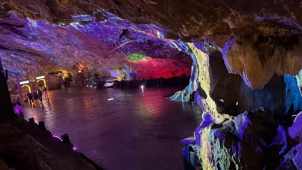Shanjuan Cave in Wuxi: A mesmerizing underground wonder attracting tourists