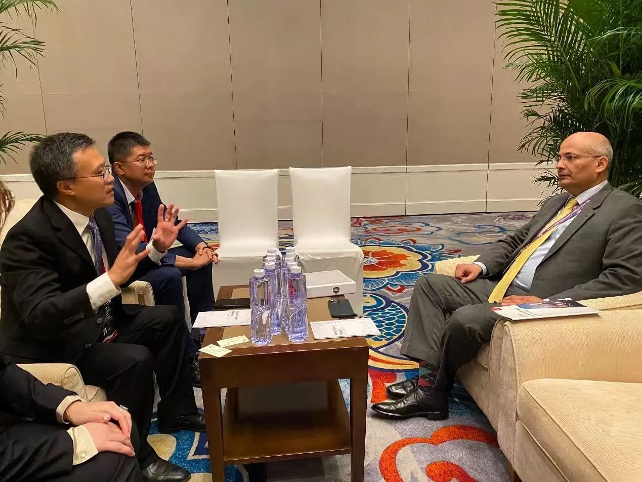 FinVolution holds high-level talks with Ministry of IT & Telecom during Pakistan-China B2B Investment Conference