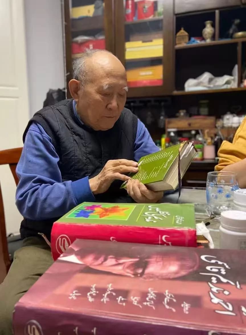 Ambassador Hashmi pays tribute to Urdu scholar Zhang Shixuan, hails his lasting contribution to Pakistan-China friendship