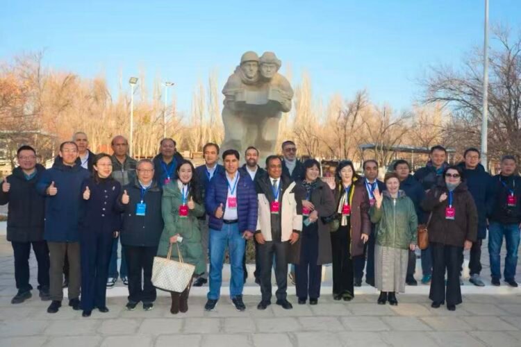 4b0befb25d09148e5f609b4ff869e740