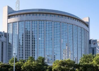 627cf1adced40e7e0f079d01fcee597f